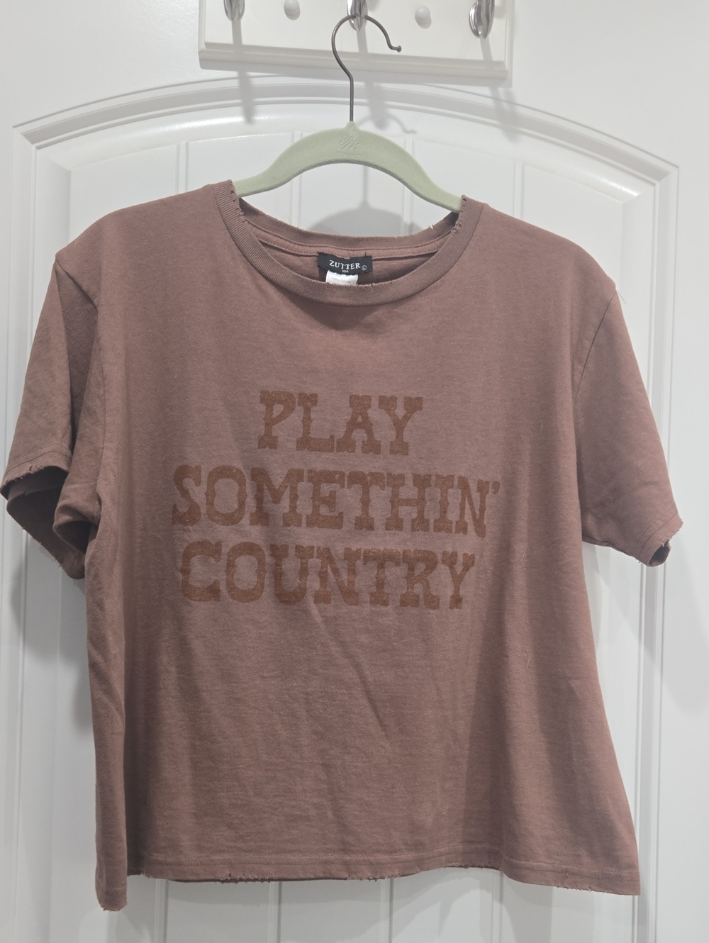 ZUTTER 'Play Somethin' Country' Brown Graphic Tee